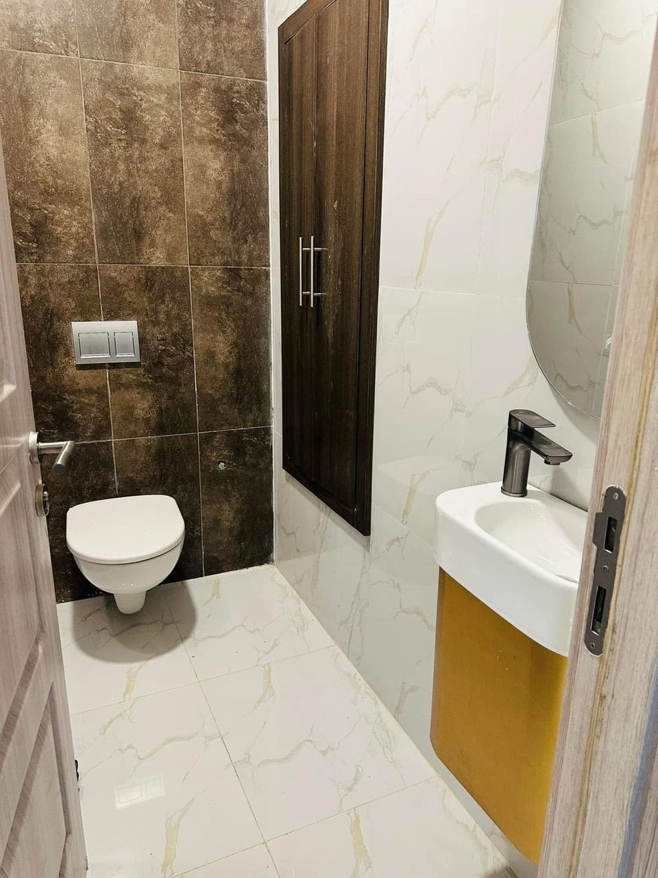 Abidjan, Plateau, Hotel Tiama